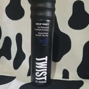 Ouidad TWIST Curl Refresh & Conditioning Spray — Black